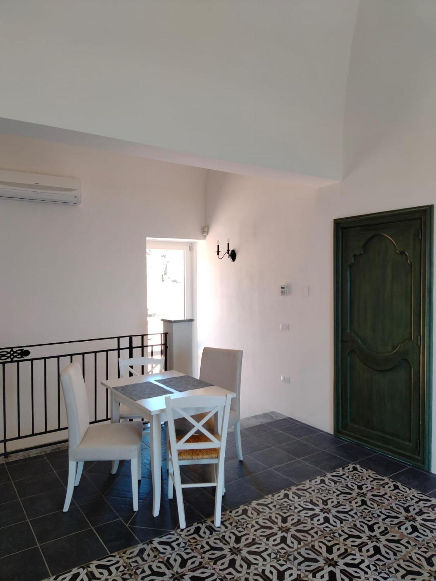 Villa Bona Termini Imerese Exteriör bild